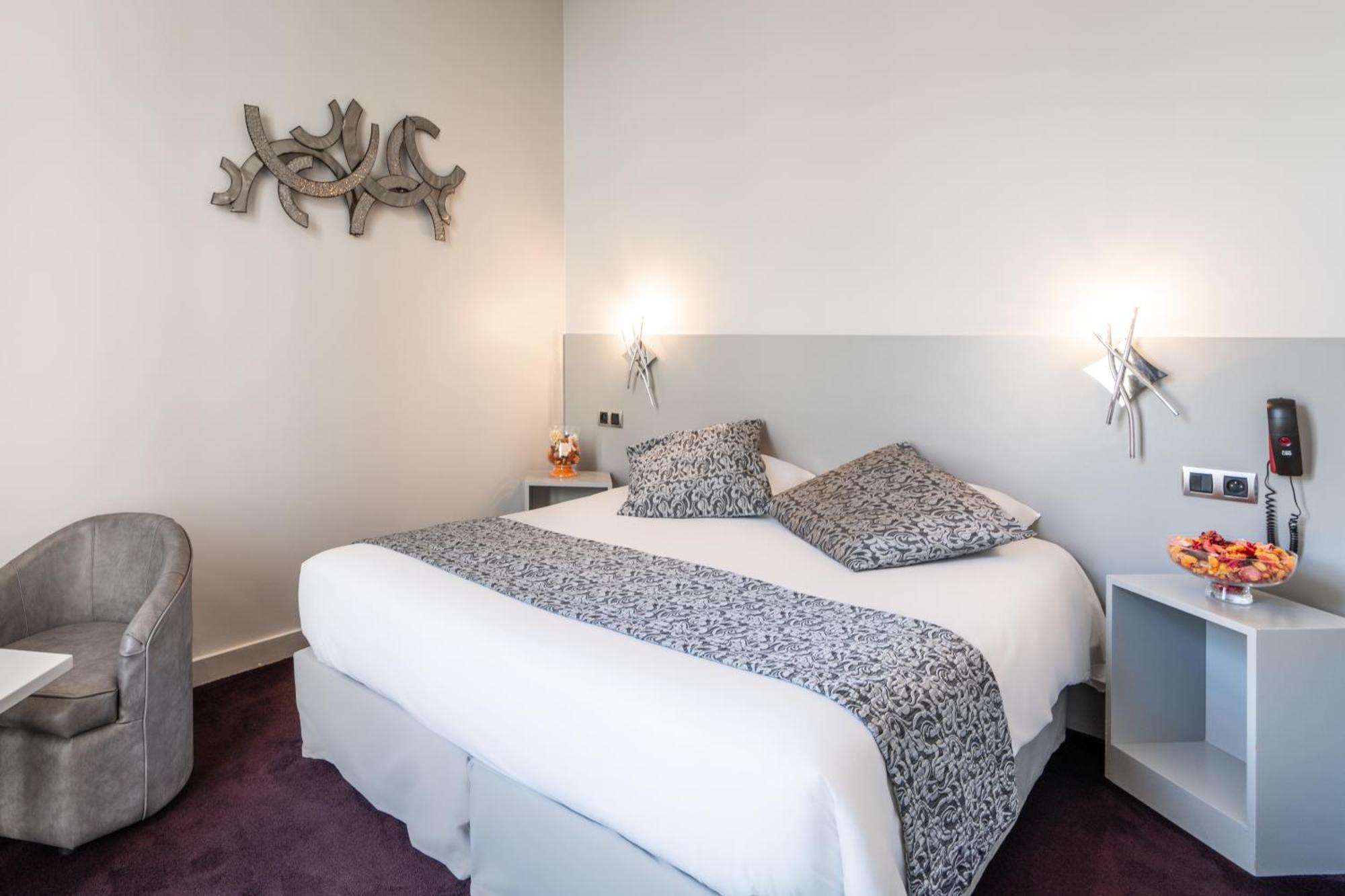Hotel Des Ducs Alençon Eksteriør bilde