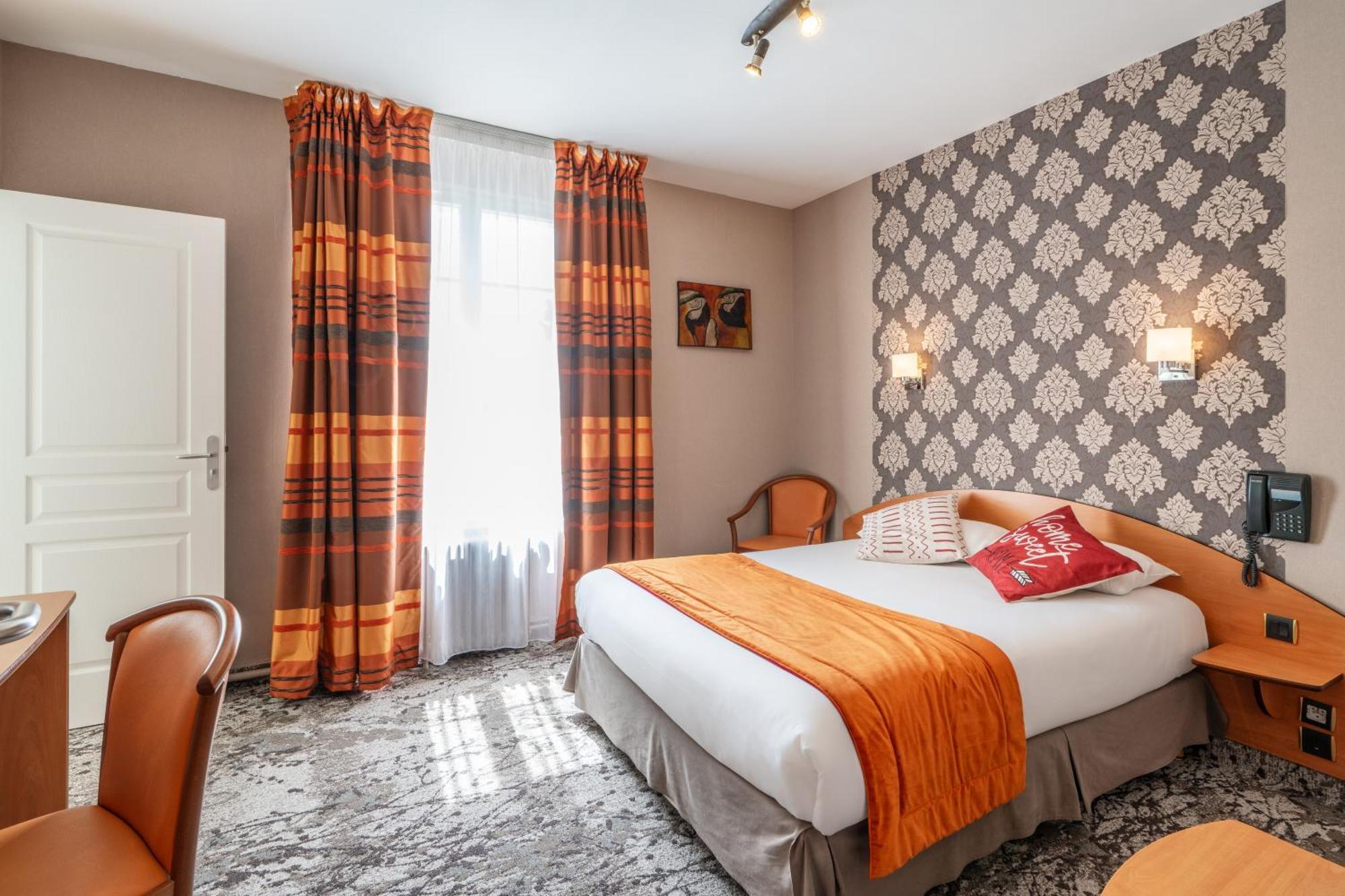Hotel Des Ducs Alençon Eksteriør bilde